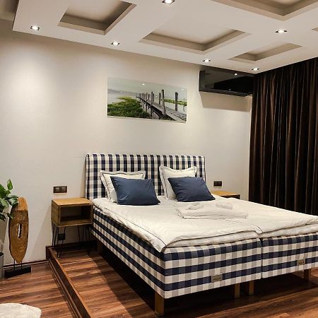 פראג Apartment Lupacova מראה חיצוני תמונה