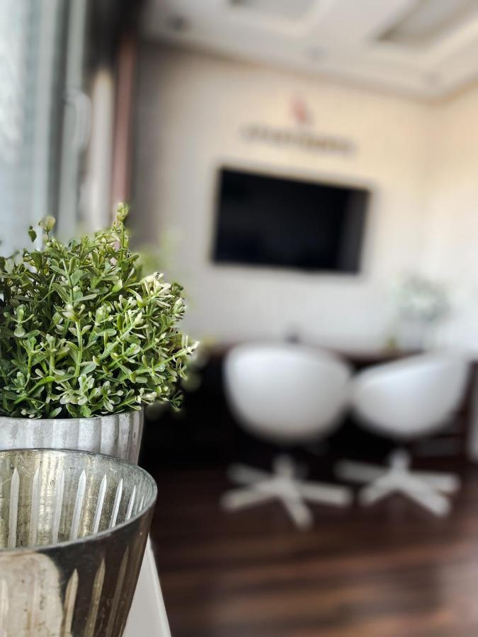 פראג Apartment Lupacova מראה חיצוני תמונה