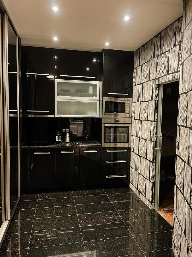 פראג Apartment Lupacova מראה חיצוני תמונה